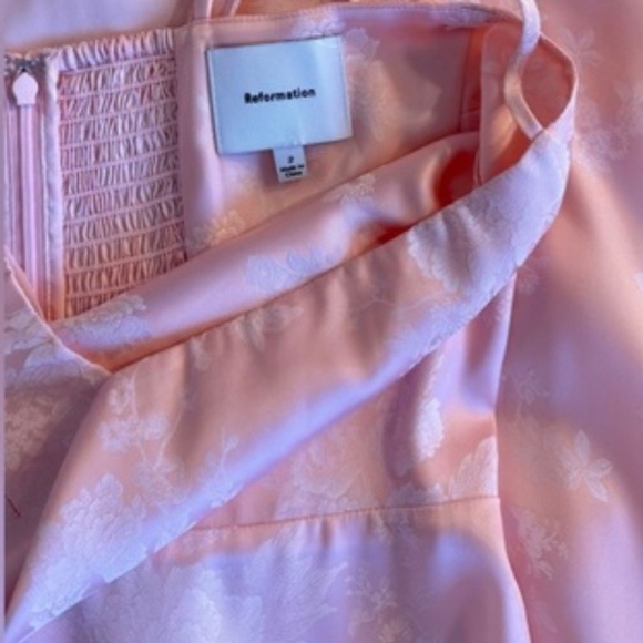 Reformation Frankie Dress In Powder Pink, brand new, without tags, no flaws. - Picture 6 of 9